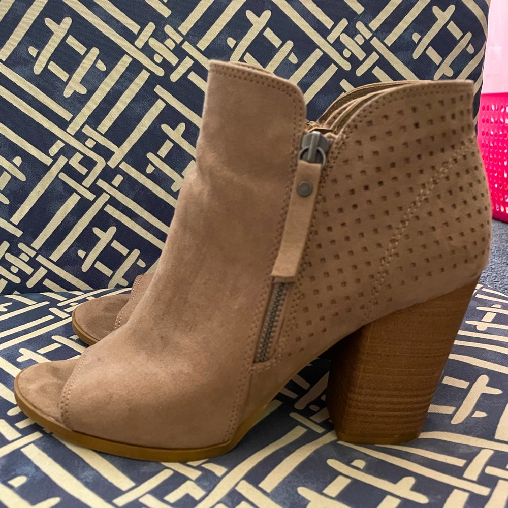 Nude beige ankle booties from target